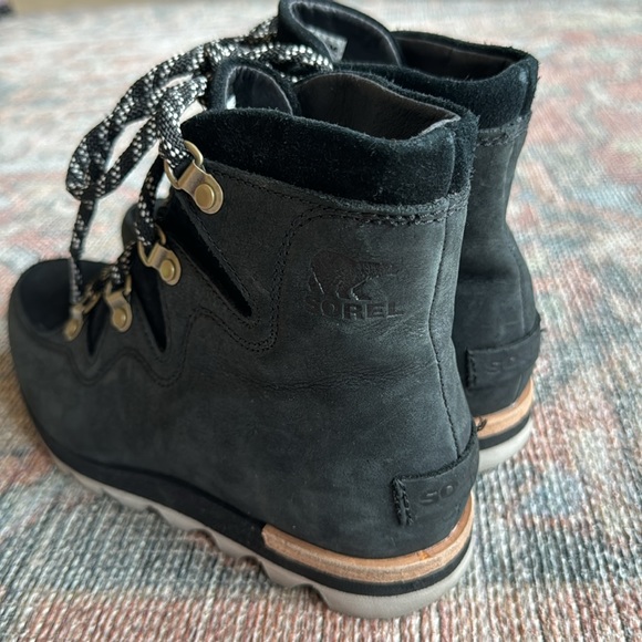 Sorel Black Sneakchic Alpine Ankle Boots - Picture 5 of 9